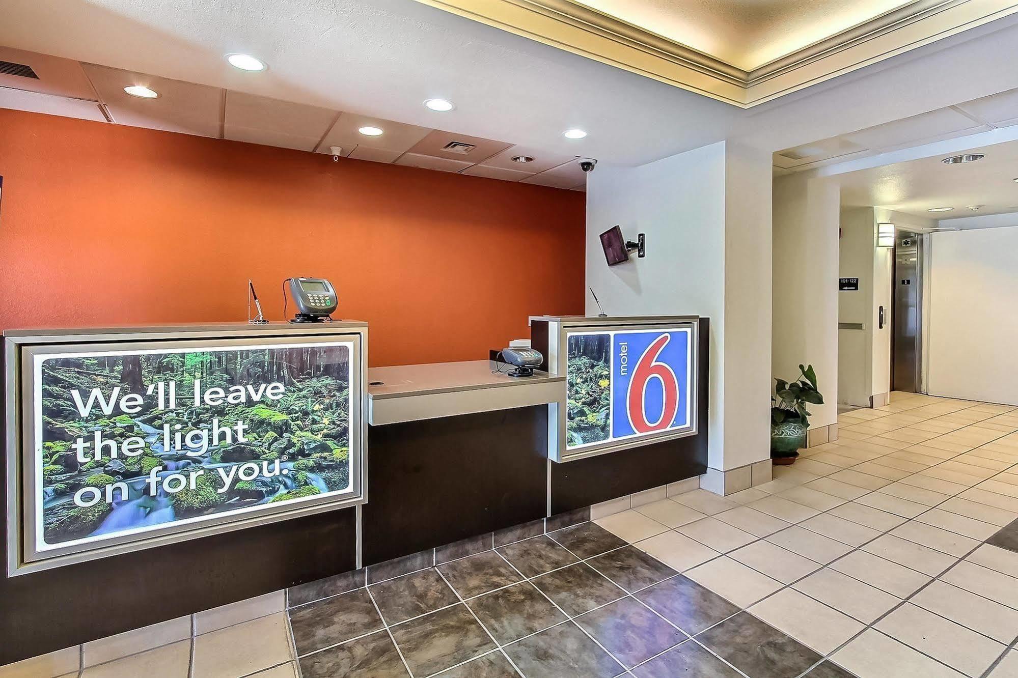 Motel 6-Gilroy, Ca エクステリア 写真